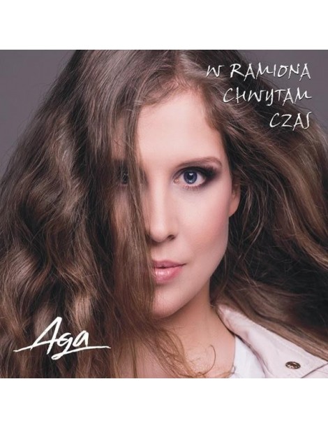 W ramiona chwytam czas